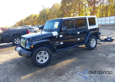 2010 Jeep Wrangler Unlimited Sahara z USA, uszkodzony, nr VIN 1J4BA5H13AL225975